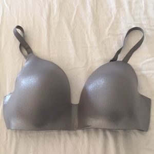 NWOT Victoria’s Secret Wireless Bra